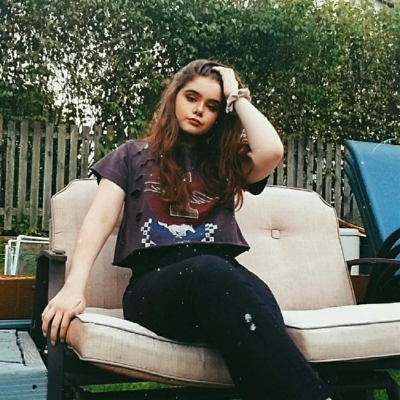 Meet your Posher, Mackenzie - Picture 1 of 1